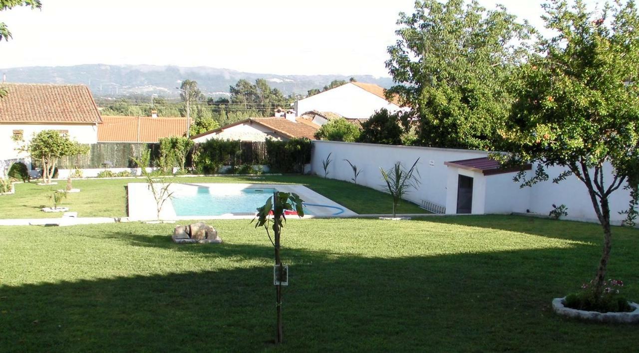 Alojamento Costa & Dias Vila Verde  Exterior foto